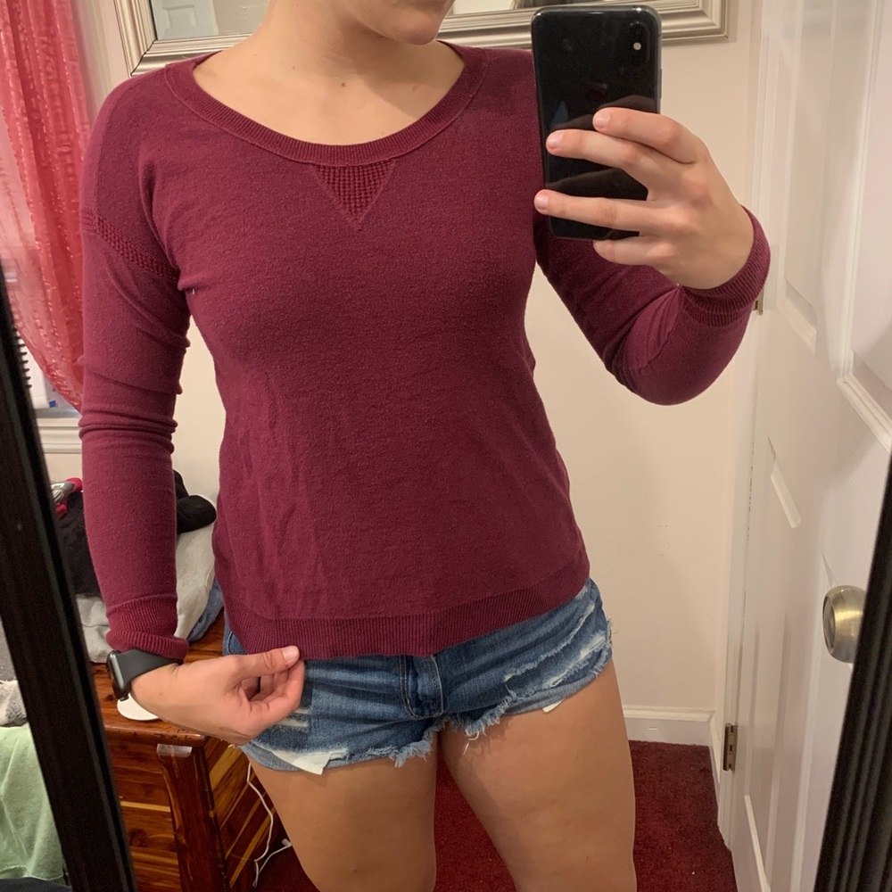 Basic AE sweater